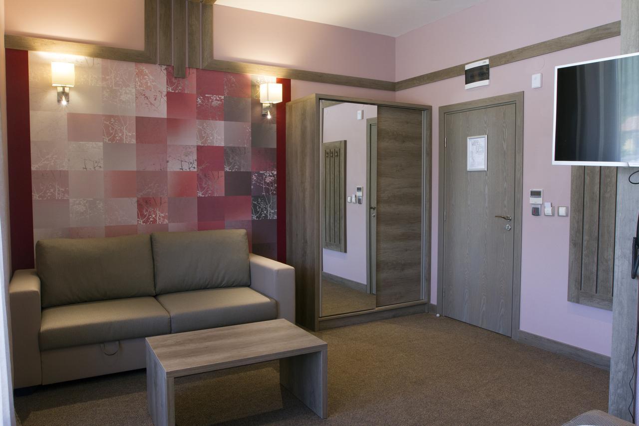 Hotel Etropolia Etropole Esterno foto