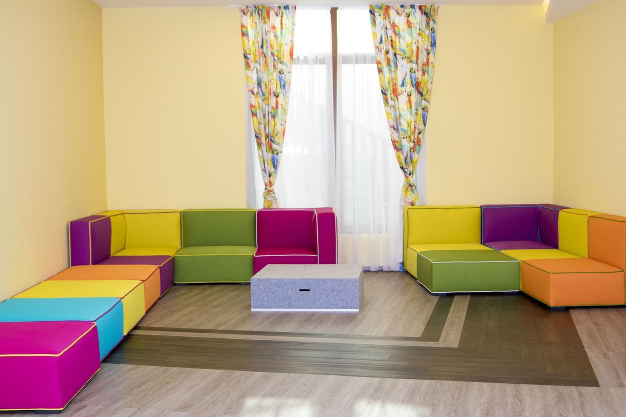 Hotel Etropolia Etropole Esterno foto